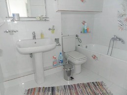 Remarkable 3double-bed House in Daskalio