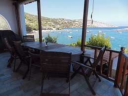 Remarkable 3double-bed House in Daskalio