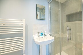 Baxter House, Wangford