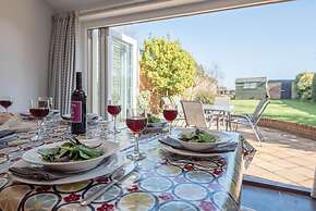 Baxter House, Wangford