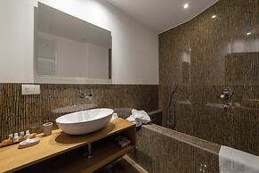 Le Stanze del Lago Lake view