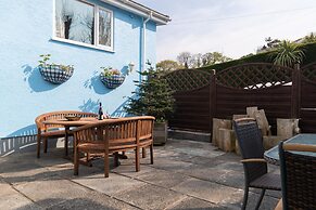 Sunningdale - Beach Side Cottage Sea Views Parking