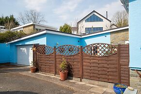 Sunningdale - Beach Side Cottage Sea Views Parking