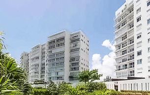 AMARA Beachfront Apartments by The Sea