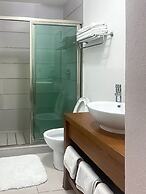 AMARA Beachfront Apartments by The Sea