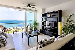 AMARA Beachfront Apartments by The Sea