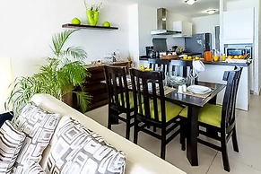 AMARA Beachfront Apartments by The Sea