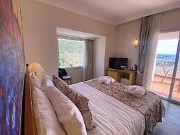 Roseira Beach Resort