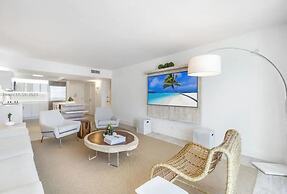 1 Homes South Beach - Private luxury condos- Ocean Front
