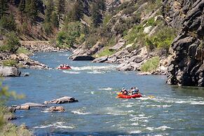River's Fork Lodge
