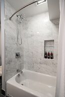 Bassett Creek Retreat