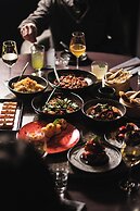 Clarion Hotel The Pier