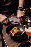 Clarion Hotel The Pier