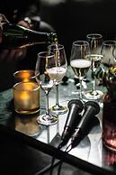 Clarion Hotel The Pier