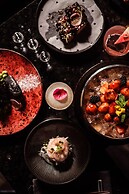 Clarion Hotel The Pier