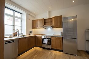 Stylish two floor Deluxe Apartment