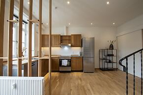 Stylish two floor Deluxe Apartment