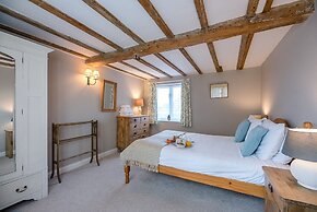 The Hayloft Boundary Farm Air Manage Suffolk