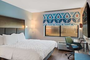 Tru by Hilton Greensboro, NC