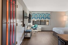 Tru by Hilton Greensboro, NC