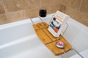 Linden Hills Retreat