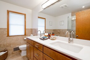 Linden Hills Retreat