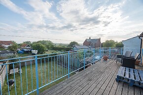 Lovely South-facing Garden, Close to Beach, Aldeburgh
