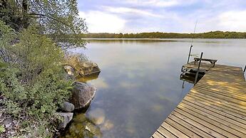 Lakefront Hideaway