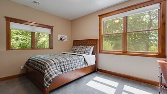 Woodhaven Retreat