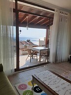 Sunset Dreamers, Captivating 1-bed Apartment