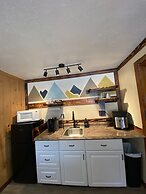 Columbia Point Resort