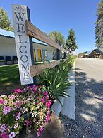 Columbia Point Resort