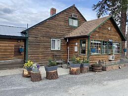 Columbia Point Resort