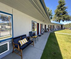 Columbia Point Resort