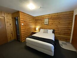 Columbia Point Resort