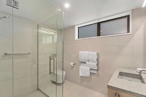 Central Queenstown Villa & Spa