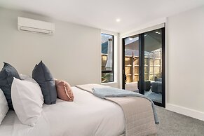 Central Queenstown Villa & Spa