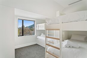 Central Queenstown Villa & Spa