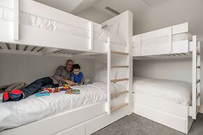 Central Queenstown Villa & Spa