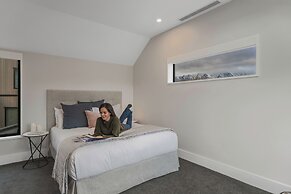 Central Queenstown Villa & Spa