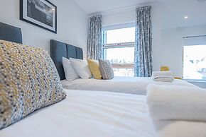 2 Deben Wharf in Woodbridge Hosted by Air Manage Suffolk