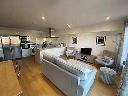 2 Deben Wharf in Woodbridge Hosted by Air Manage Suffolk