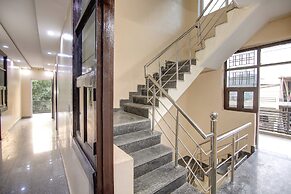 Hotel Premier Noida 135