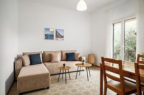 The Island Life Apartments by Konnect, Ipsos Beach