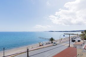 The Island Life Apartments by Konnect, Ipsos Beach