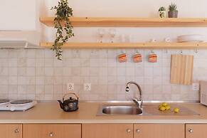 The Island Life Apartments by Konnect, Ipsos Beach