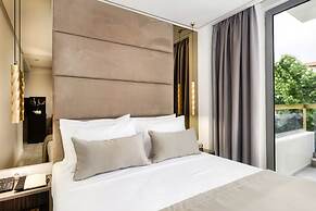 Evitel Luxury Living