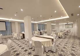 The Plaza Hotel and Resort