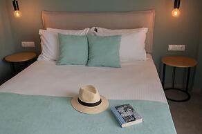 Marble Luxury Suites