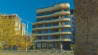 Boulevardside